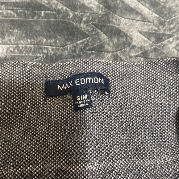 Max Edition Plaid A-Line Midi Skirt in Black and Gray - Picture 4 of 4